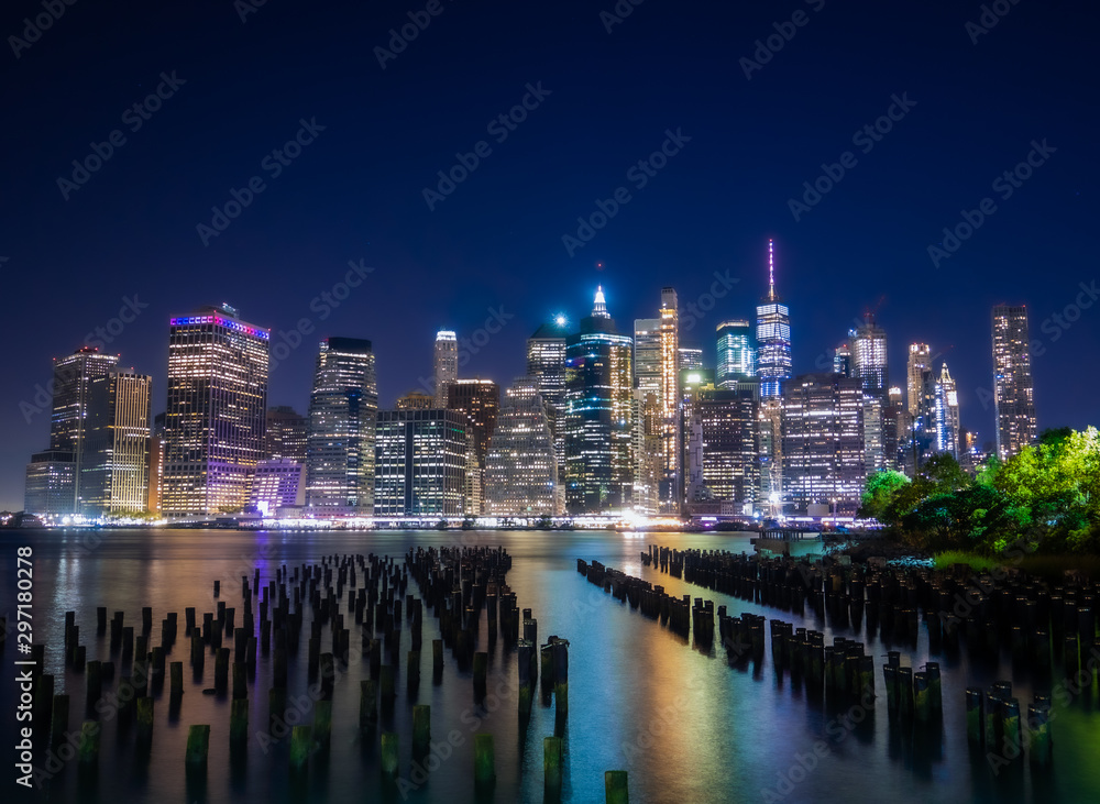 Fototapeta premium City That Never Sleeps