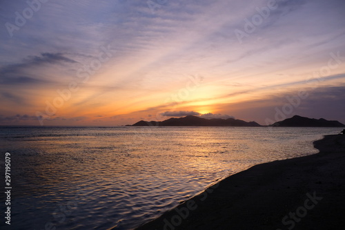 Romantic sunset on the Seychelles © Sandra