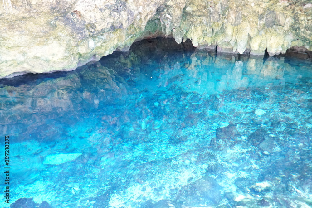 Swimming in Gran cenote