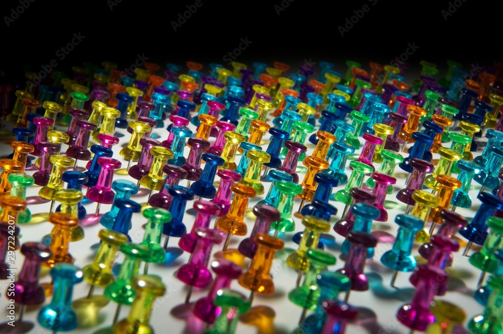push pins push pins