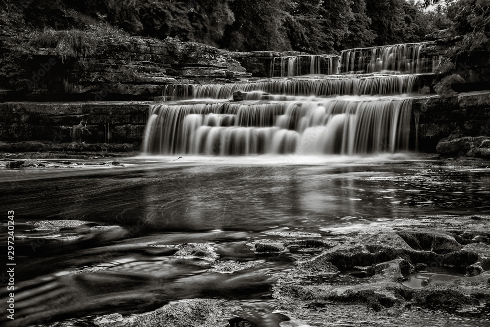 Fototapeta premium Lower falls at Aysgarth in North Yorkshire.