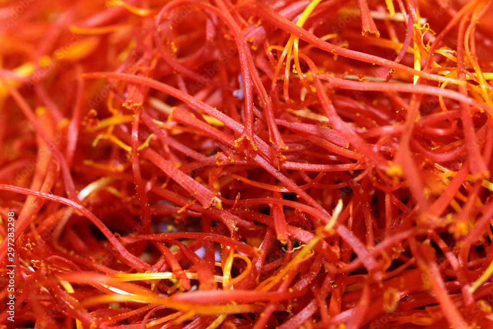 Fototapeta premium frische Safranfäden