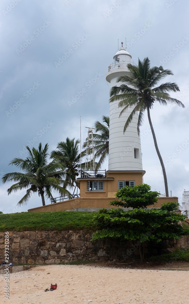 lighthouse fort galle sri lanka