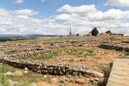 Ruinas arquitectónicas de Numancia photo