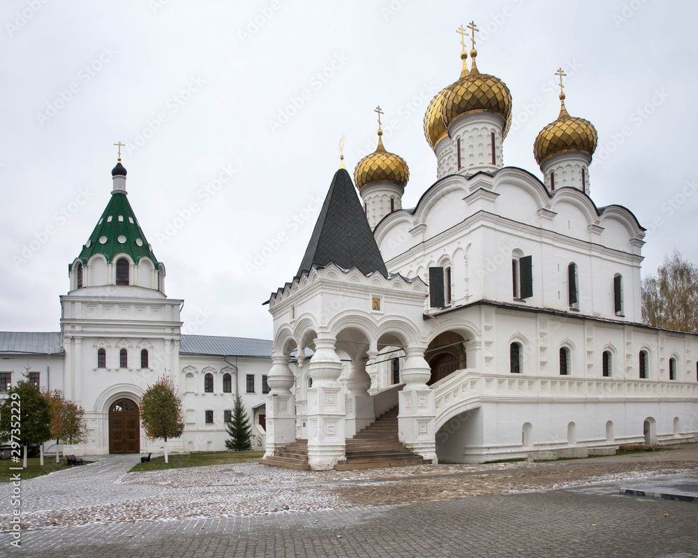 Holy gate with church of Chrysanthus and Darius  and Trinity cathedral of Holy Trinity Ipatiev (Hypatian) monastery in Kostroma. Russian