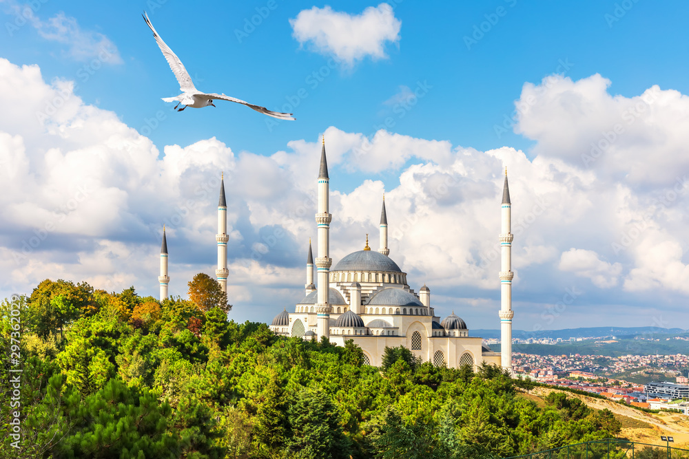 Beautiful Camlica Mosque, side view, Istanbul, Turkey