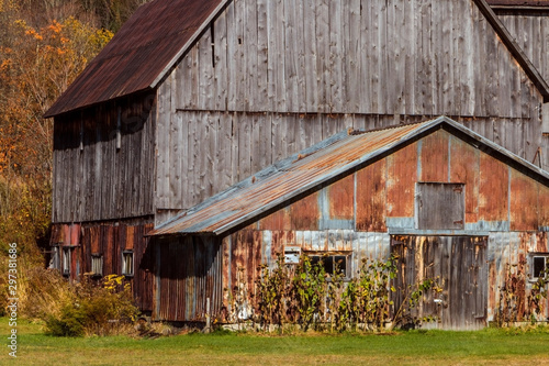 old red barn in autumn