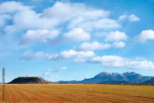 Fotografie campos pueblo berdún huesca