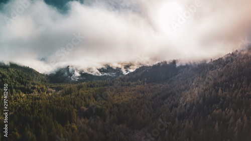 Fototapeta Naklejka Na Ścianę i Meble -  Cloudy snow mountains 