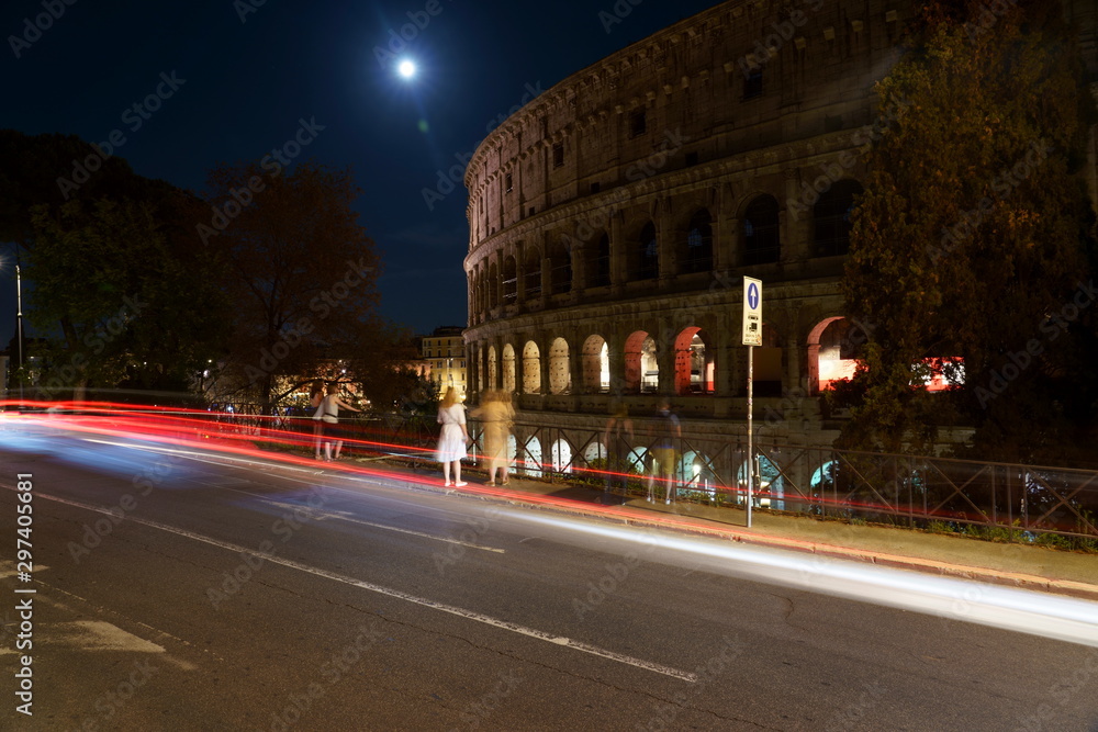 Night view of Colosseum In Rome