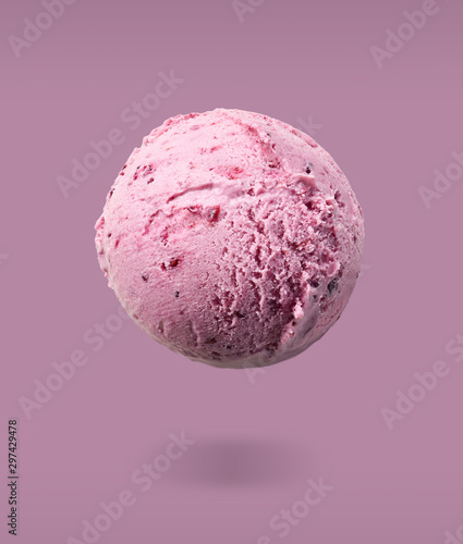 Fényképezés flying ice cream scoop