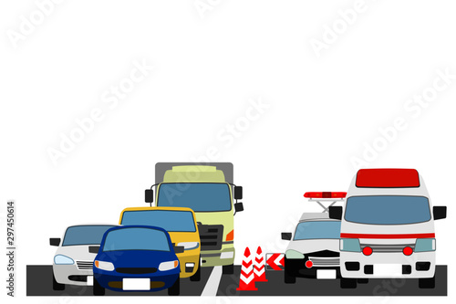 パトカーと救急車前4