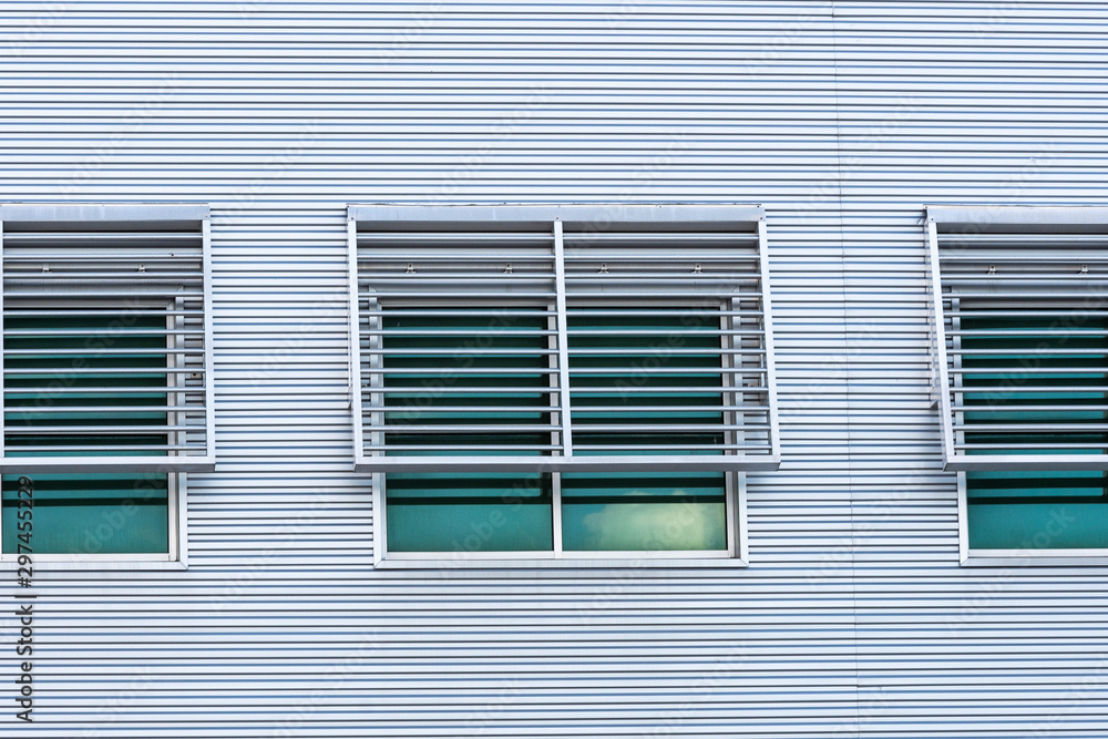 geometric architectural features of a window on a building in Florida
