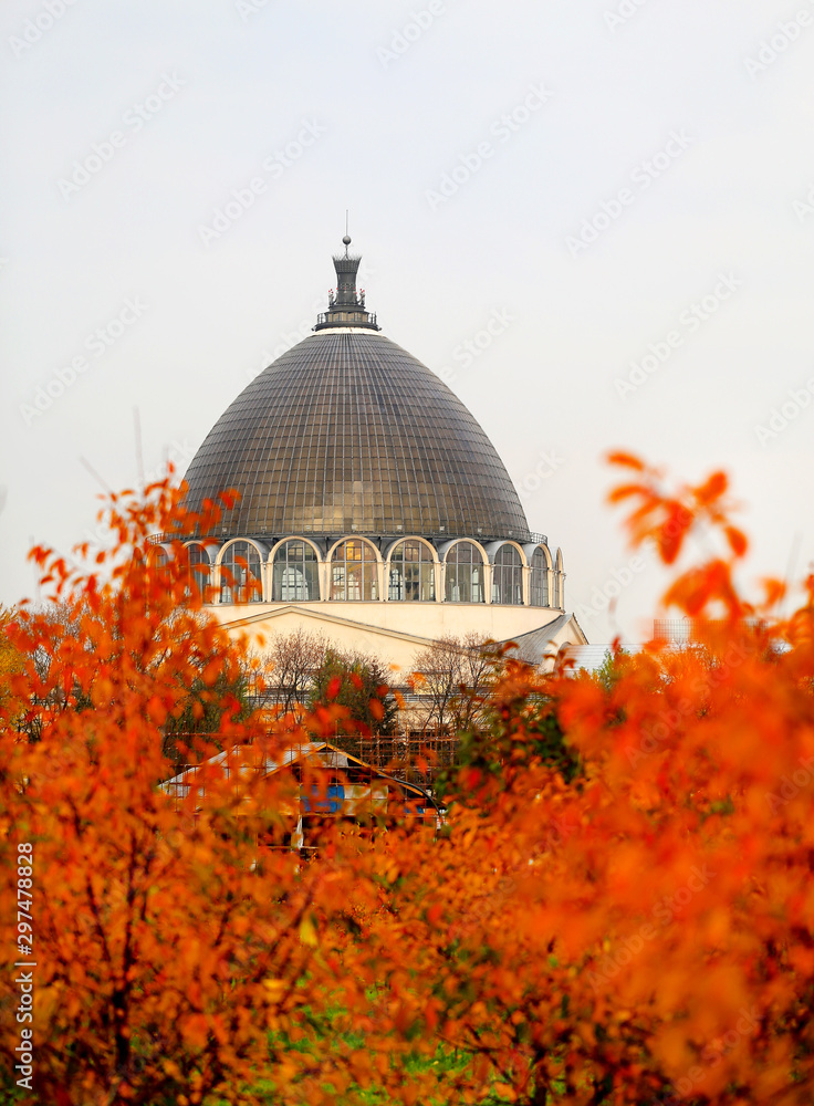 Obraz premium Photo of the beautiful pavilion of Cosmonautics in Moscow