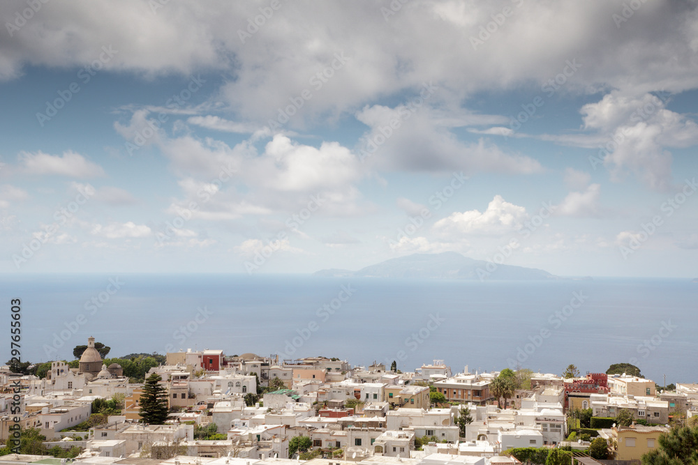 Obraz premium seascape of mount vesuvius