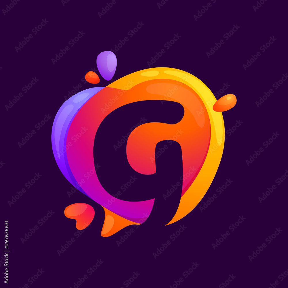 Obraz premium G letter at colorful speech bubble and heart background.