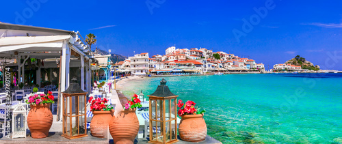 Fototapeta Naklejka Na Ścianę i Meble -  Most beautiful traditional villages of Greece - Kokkari in Samos island. crystal sea and taverns