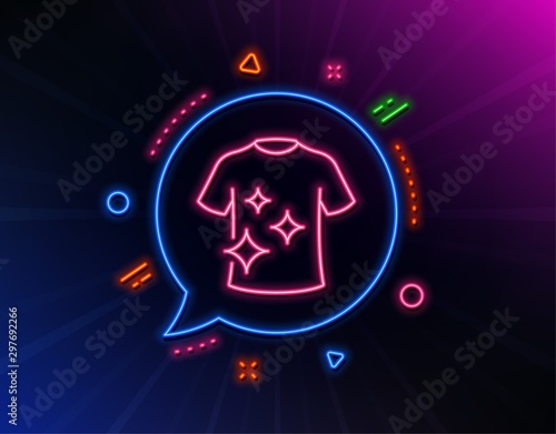 Clean t-shirt line icon. Neon laser lights. Laundry shirt sign. Clothing cleaner symbol. Glow laser speech bubble. Neon lights chat bubble. Banner badge with clean t-shirt icon. Vector