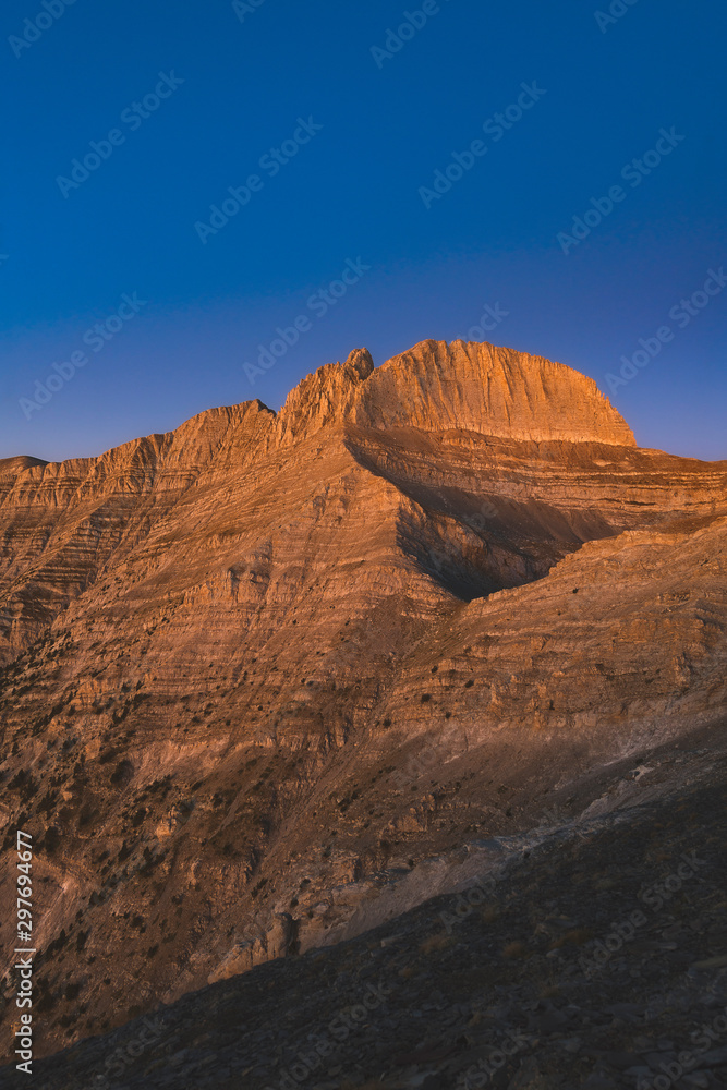 Naklejka premium Alpen Glow on the summits of mount Olympus 