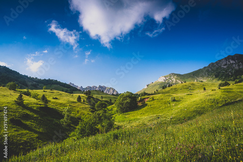 View of mountains  © Zoran Jesic