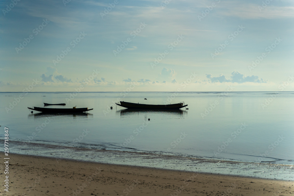 Obraz premium boat on the beach