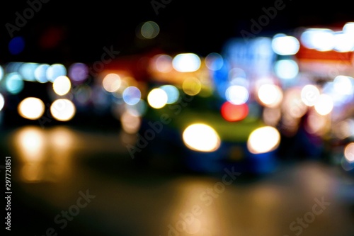 lights on the street in city © แหลมทอง พราหมพันธุ์
