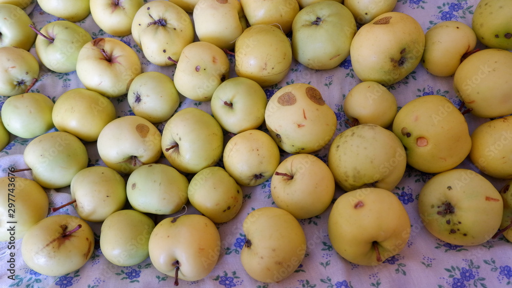 pears at the market