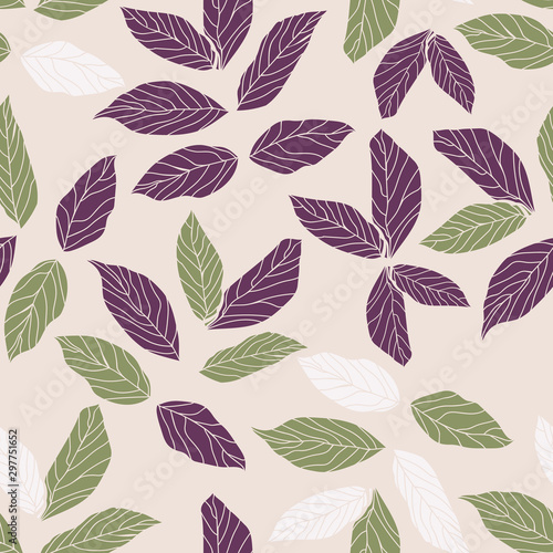Beautifull autumn leaves seamless pattern design © Carrie