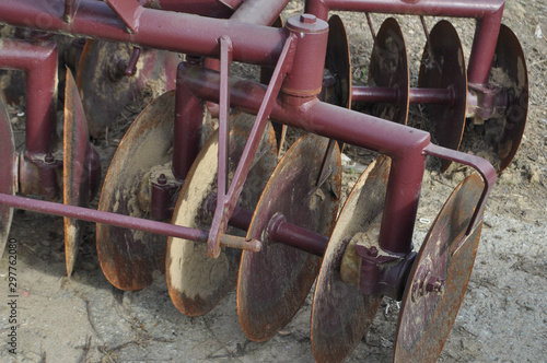 disc plough for soil breaking