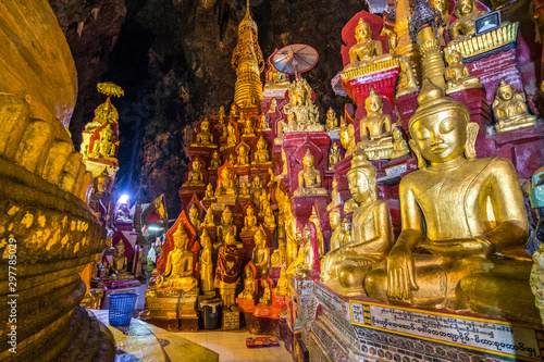 inside the amazing pindaya cave in myanmar