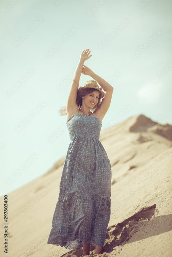 Fototapeta premium This is the life.