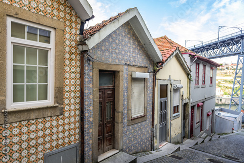 Fototapeta Naklejka Na Ścianę i Meble -  Row of tiled houses in Vila Nova de Gaia city, Portugal