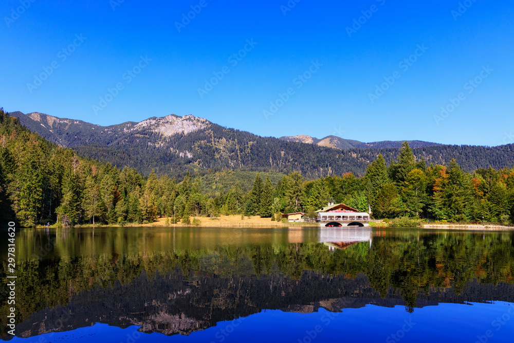 Fototapeta premium Majestic Lakes - Collection Miscellaneous Lakes