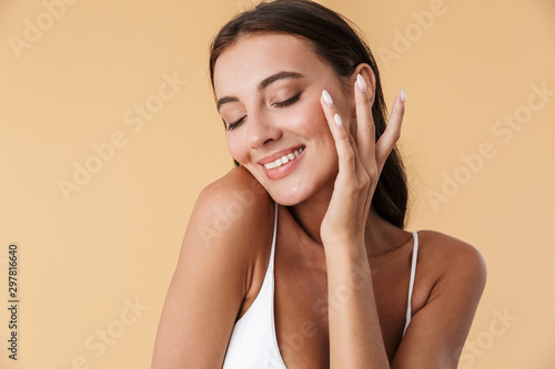 Fotografie Portrait of a beautiful sensual young brunette woman