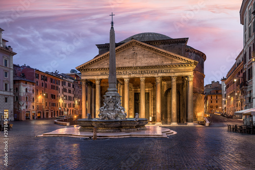 Pantheon sunrise