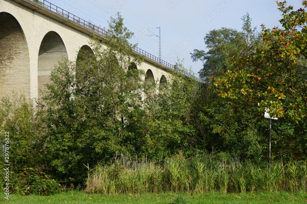 Fototapeta premium alte Viadukt in Bielefeld