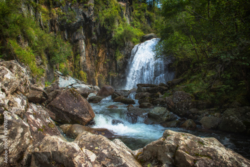 Korbu Waterfall at Lake Tel...