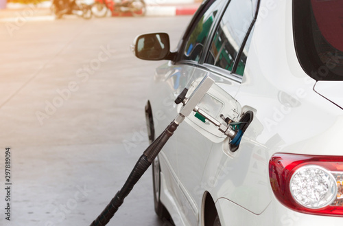 To fill the machine with  Natural Gas for Vehicles (NGV), Selective and soft focus