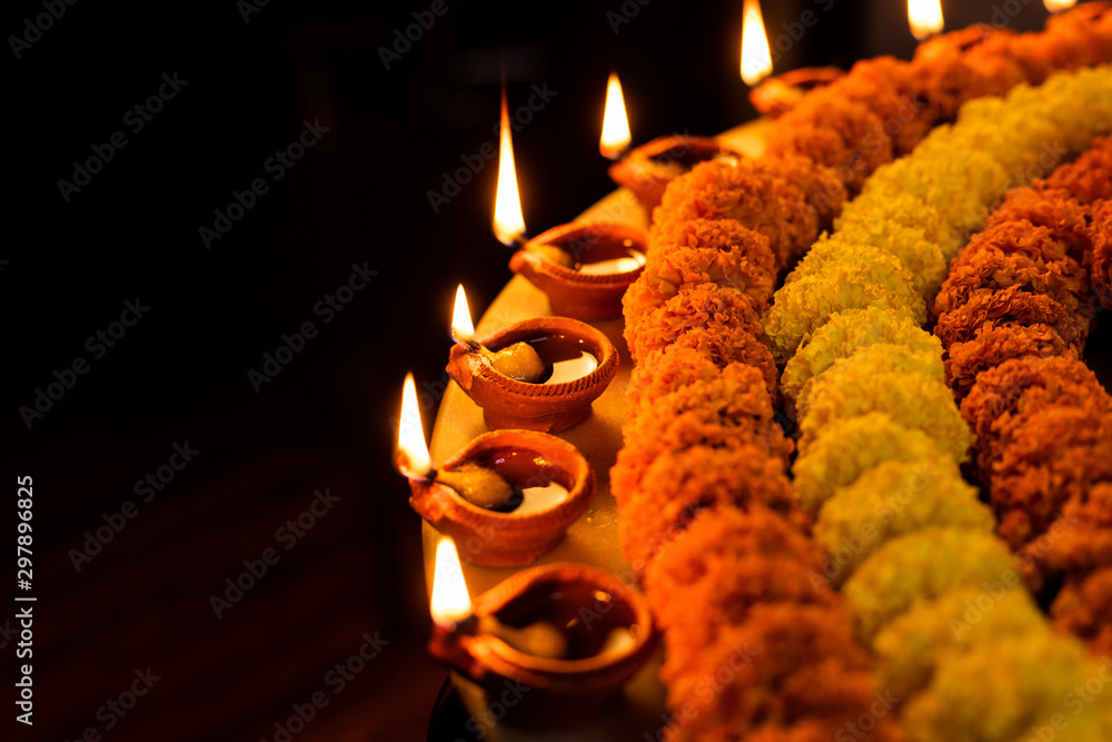 diwali earthen lamps