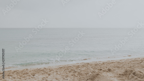 Fototapeta Naklejka Na Ścianę i Meble -  waves on the beach