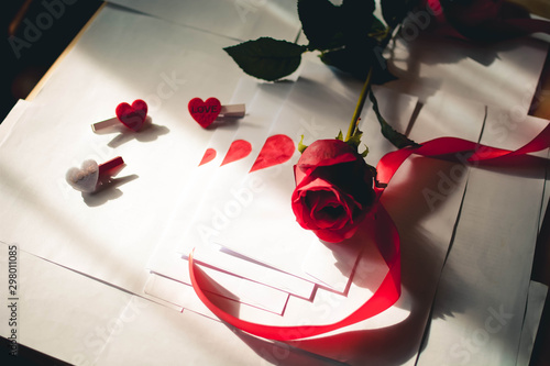 Obraz na płótnie red rose w salonie