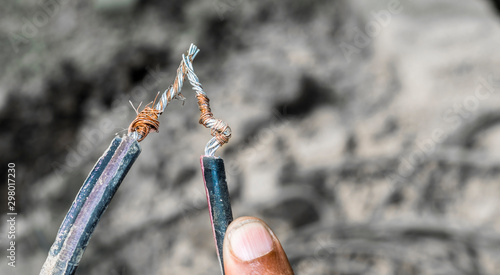 Electric Shocking wires 