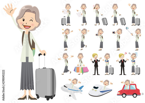 Set of women traveling