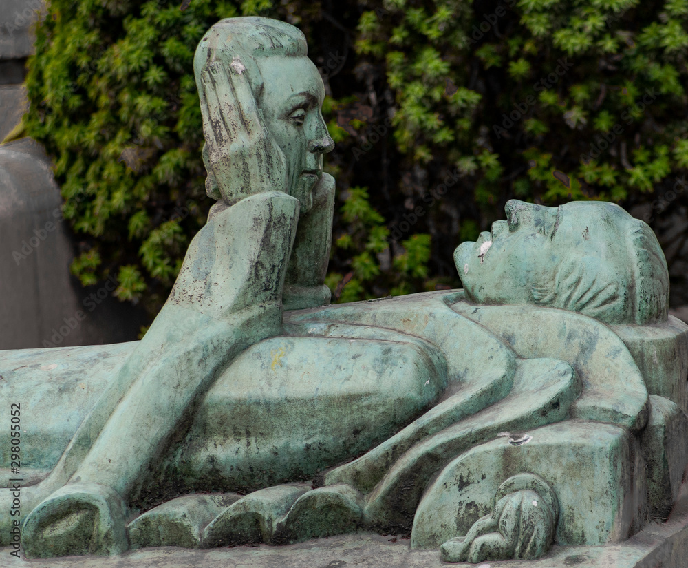 Staring at Death in Pere Lachaise cemetery, Paris