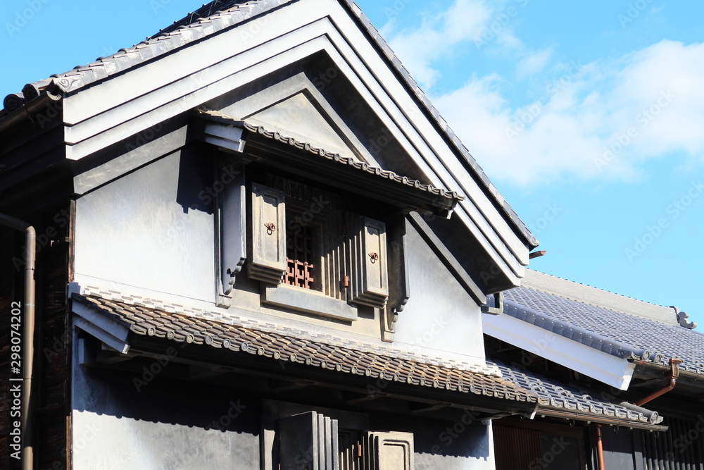 日本の伝統建築　土蔵