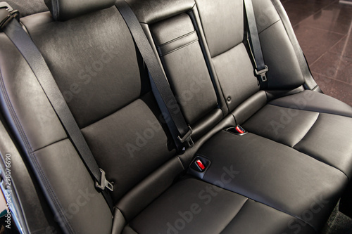 Leather back seats © Oleg
