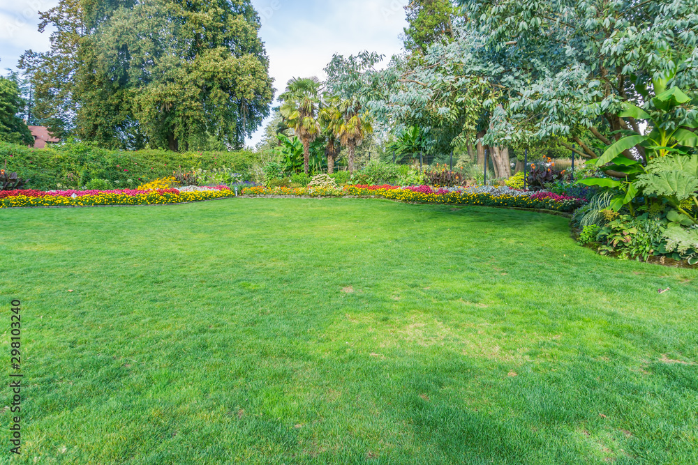 Naklejka premium Park Lawn And Garden
