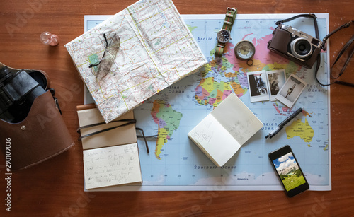 Details of a traveler desk photo