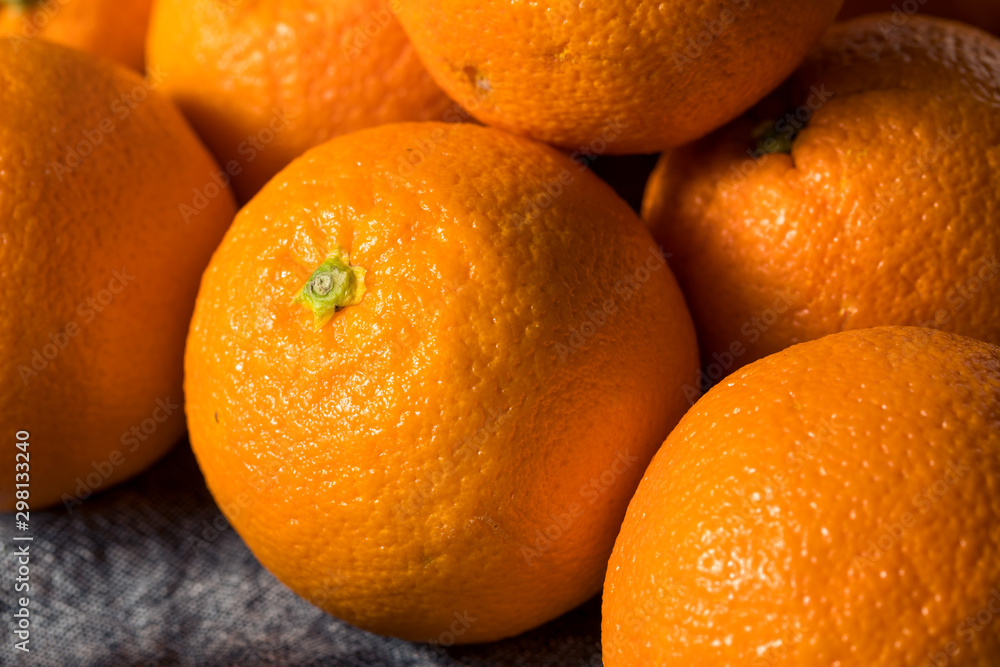 Fresh Organic Oranges in a Bunch Fresh Organic Oranges in a Bunch