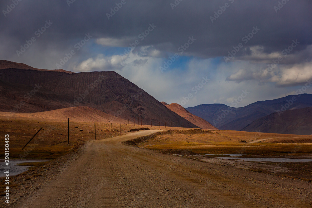 Road to the mountain